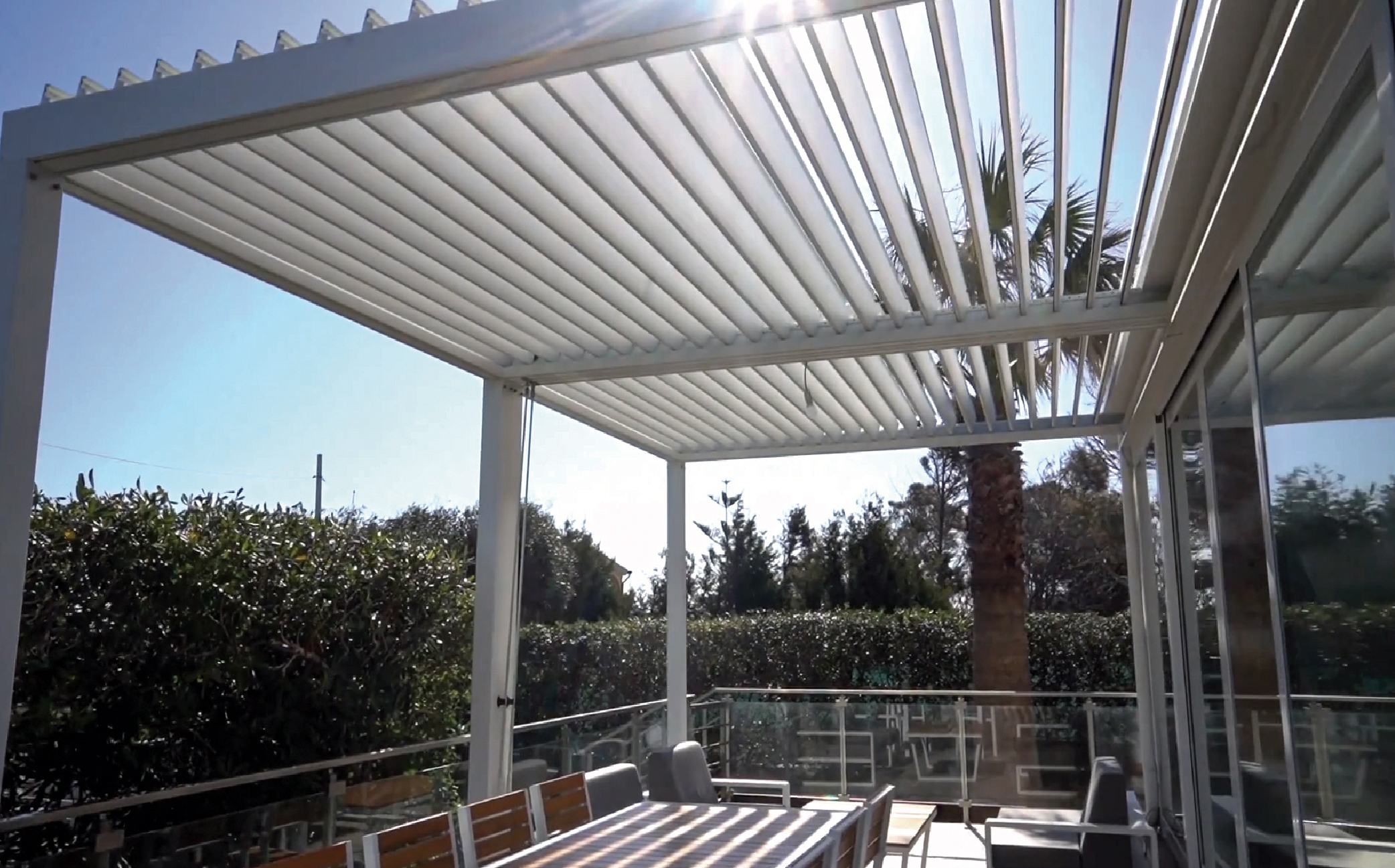 OUTDOOR PREMIUM SOLUTIONS FOR EVERY SPACE